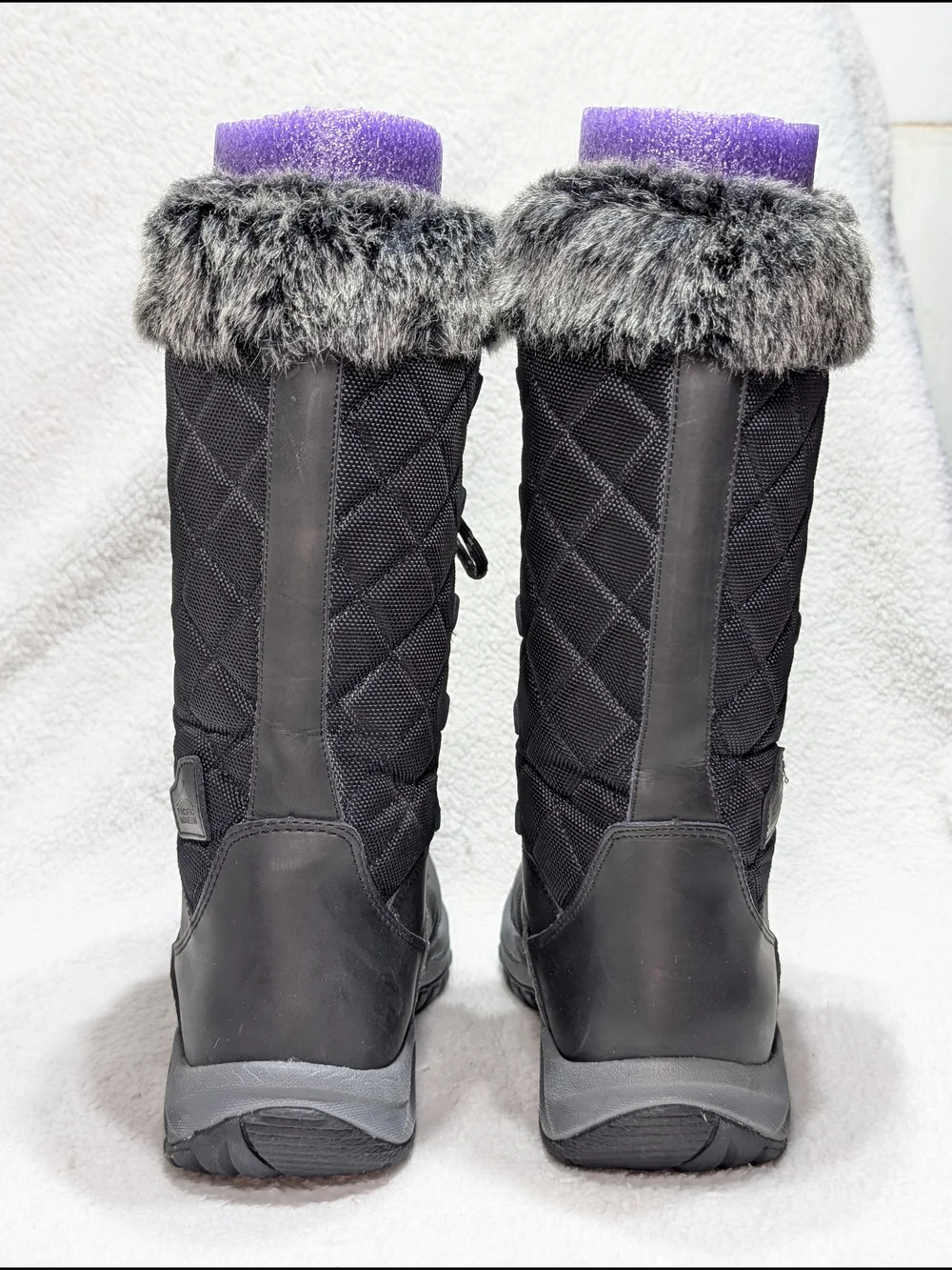 Pacific Mountain Women's 9 Whiteout Black Snow Boot Winter Waterproof Insulated